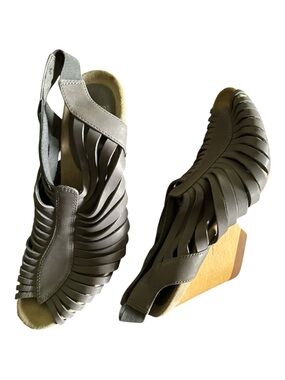 Camper Rachael gray leather sandals size 7